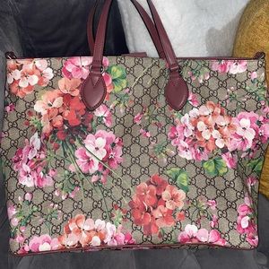 LIGHTLY USED ORIGINAL GUCCI BAG